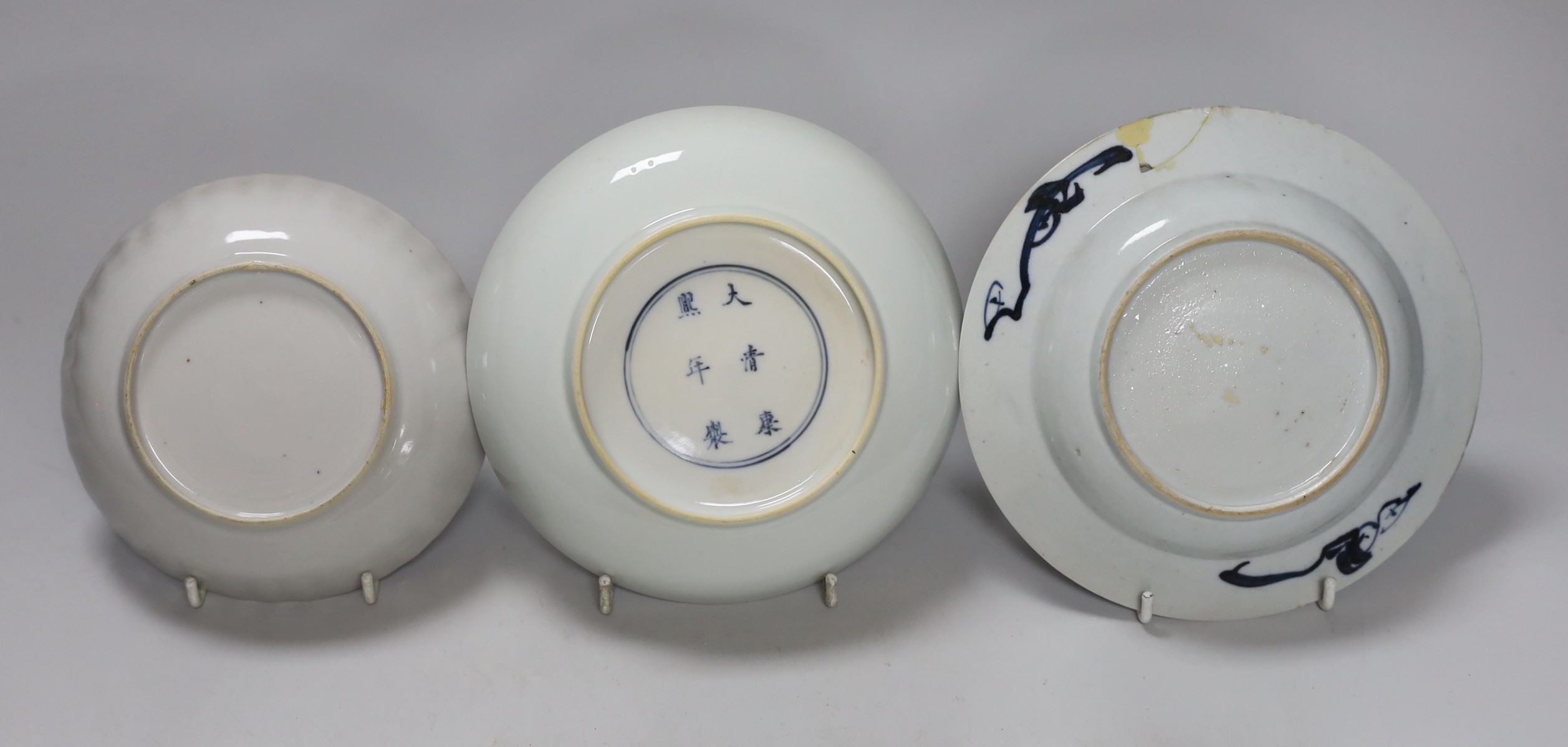 Three Chinese porcelain dishes, largest 17cm